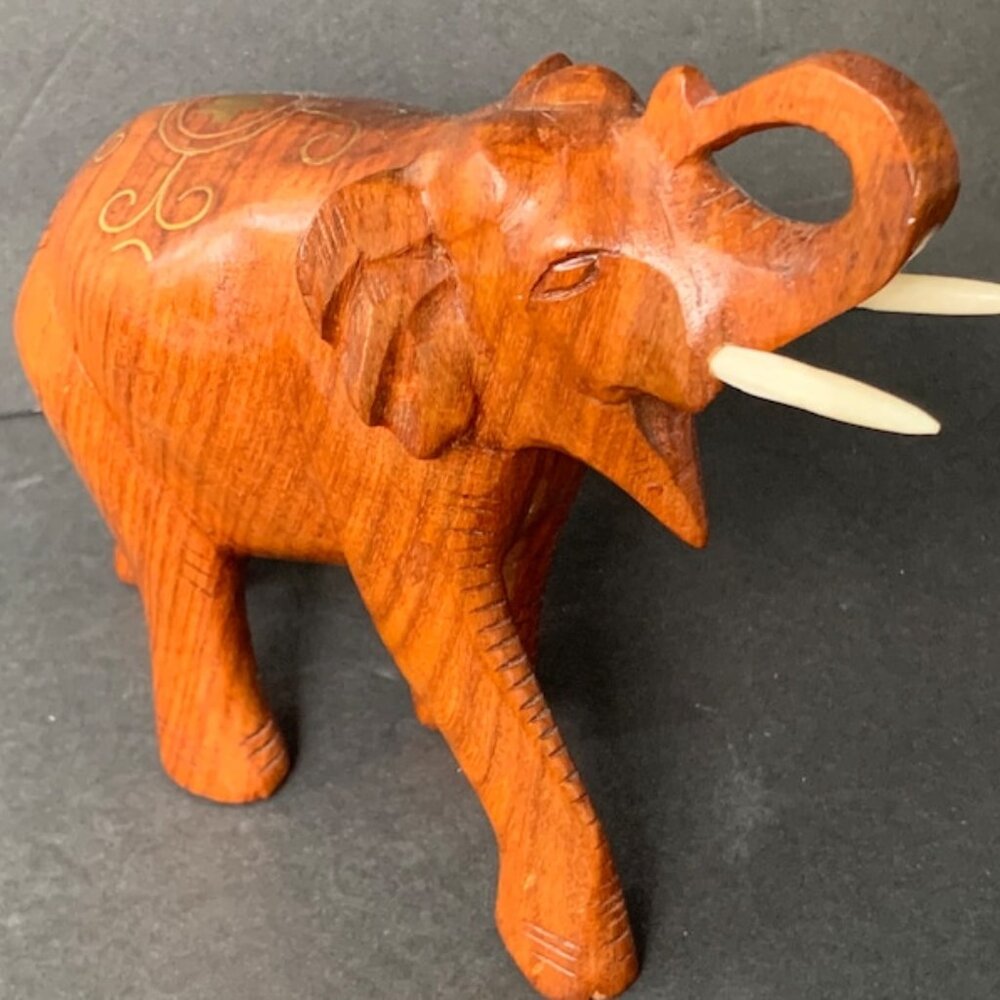Wonderful Hand Carved Wood Elephant Sculpture Figure - 6 1/4” x 8” x 2 3/4” - Picture 2 of 2